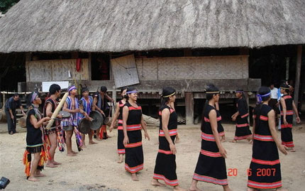 Lễ cưới của dân tộc M’nông Preh ở Tây Nguyên